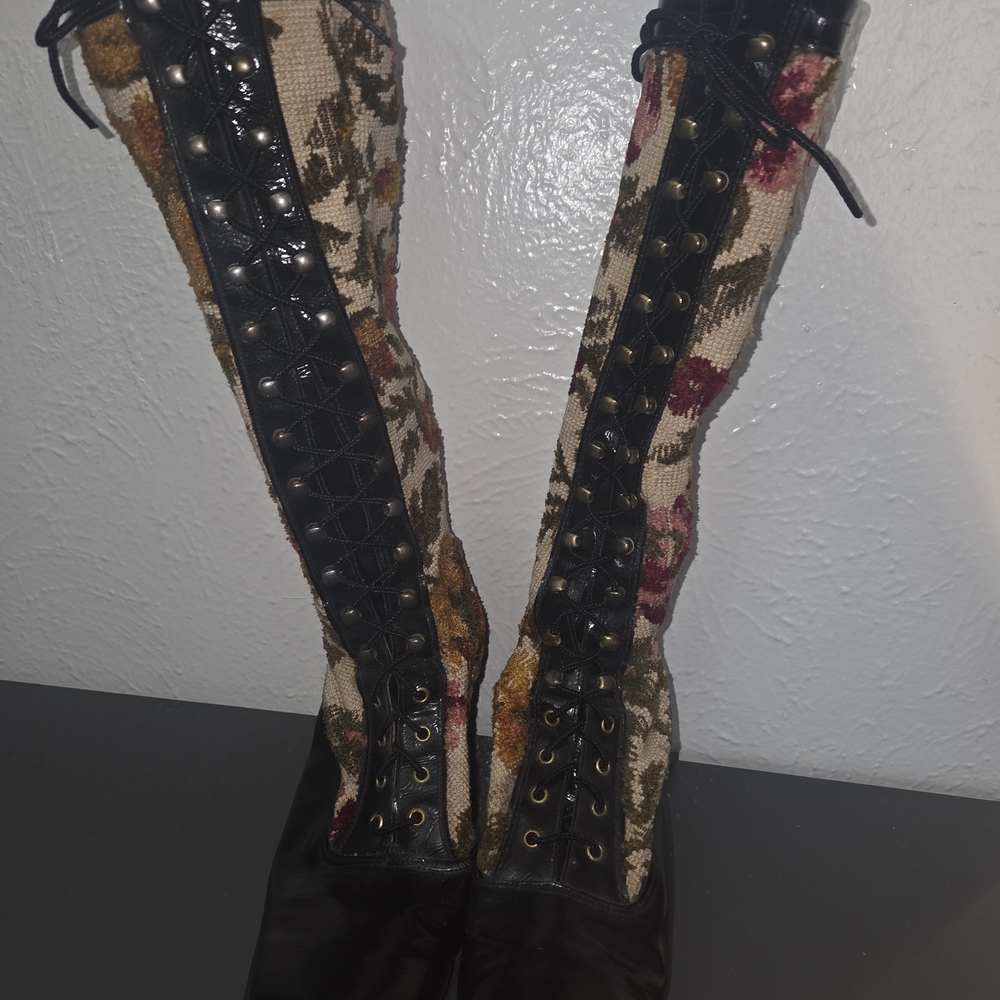Vintage 60s Floral Lace-Up Women's Boots - Picture 3 of 8